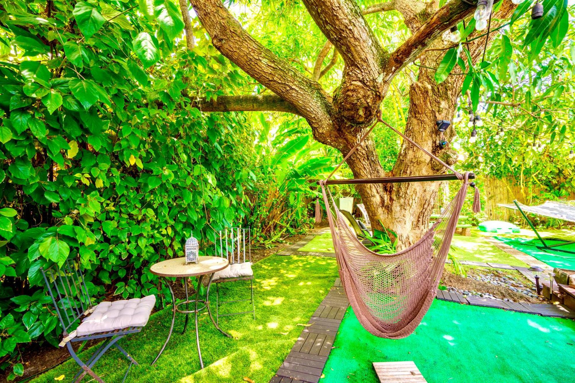 Entire Private Beautiful 2 Bedroom Plus Den House With Gated Front&Back Yard And Free Parking 10Min Drive To Miami Beach 외부 사진
